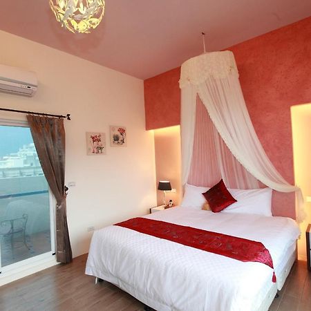 ลีวีไซด์ เฮาส์ Bed & Breakfast เมืองฮวาเหลียน ภายนอก รูปภาพ
