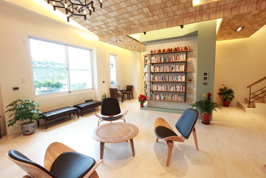 ลีวีไซด์ เฮาส์ Bed & Breakfast เมืองฮวาเหลียน ภายนอก รูปภาพ