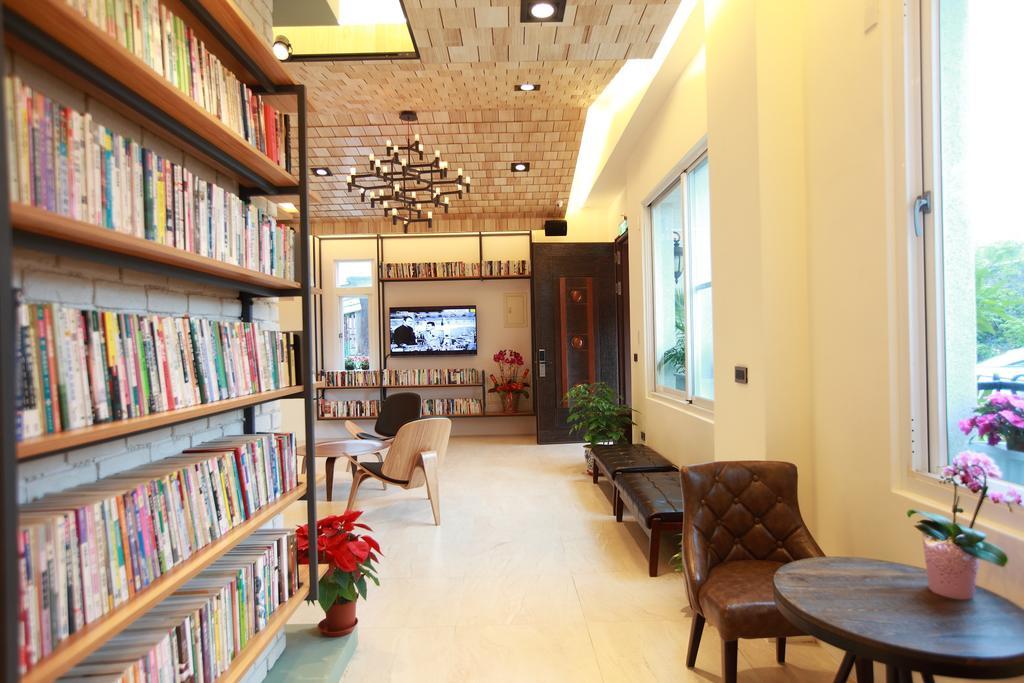 ลีวีไซด์ เฮาส์ Bed & Breakfast เมืองฮวาเหลียน ภายนอก รูปภาพ