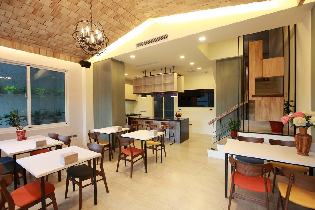 ลีวีไซด์ เฮาส์ Bed & Breakfast เมืองฮวาเหลียน ภายนอก รูปภาพ