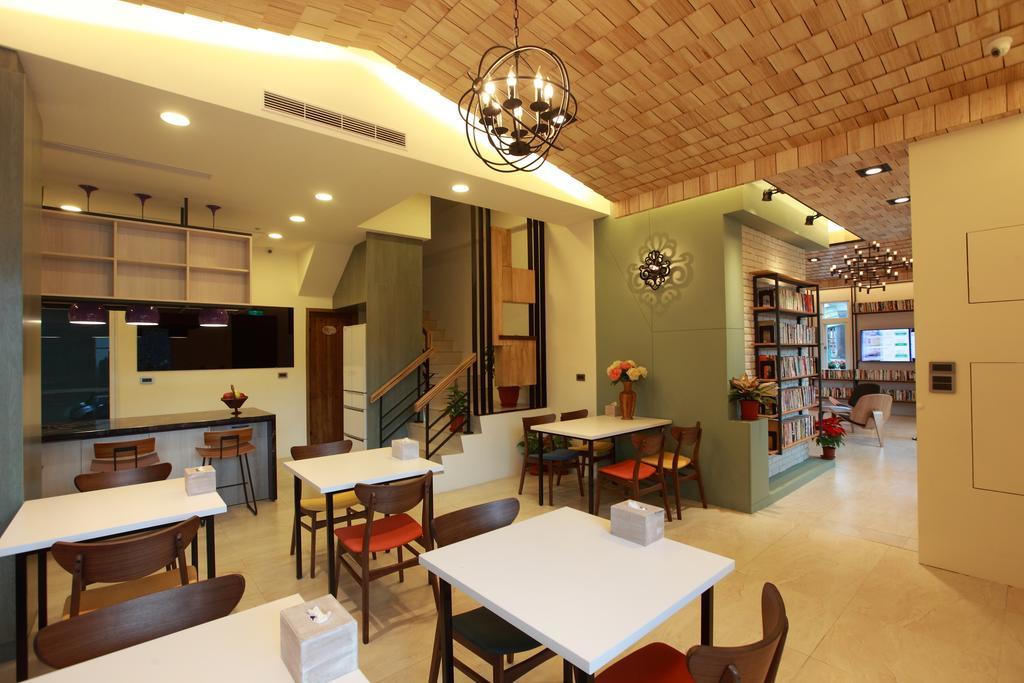 ลีวีไซด์ เฮาส์ Bed & Breakfast เมืองฮวาเหลียน ภายนอก รูปภาพ