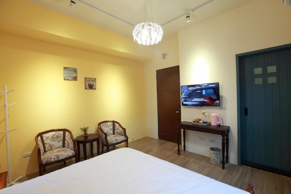 ลีวีไซด์ เฮาส์ Bed & Breakfast เมืองฮวาเหลียน ภายนอก รูปภาพ