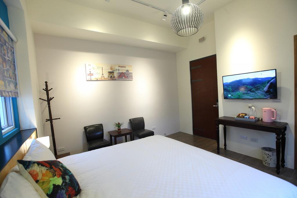 ลีวีไซด์ เฮาส์ Bed & Breakfast เมืองฮวาเหลียน ภายนอก รูปภาพ