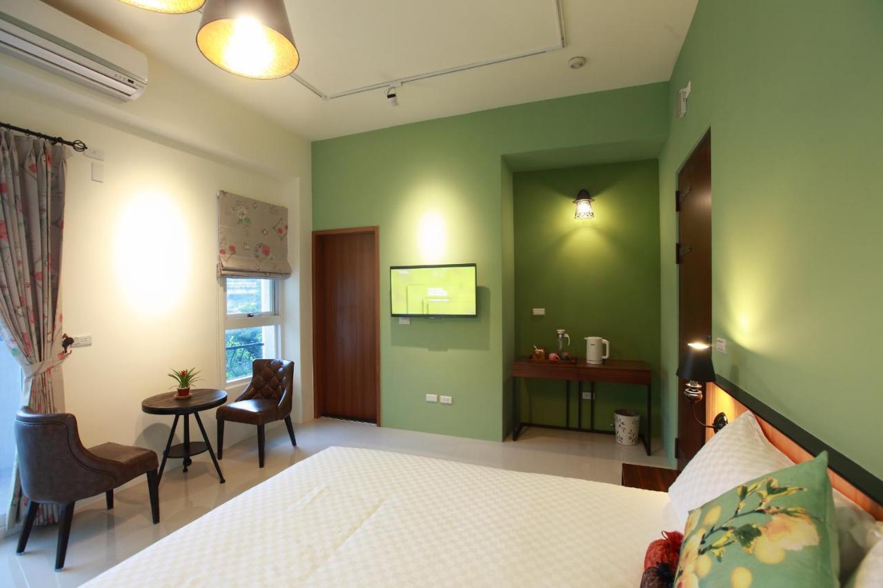 ลีวีไซด์ เฮาส์ Bed & Breakfast เมืองฮวาเหลียน ภายนอก รูปภาพ
