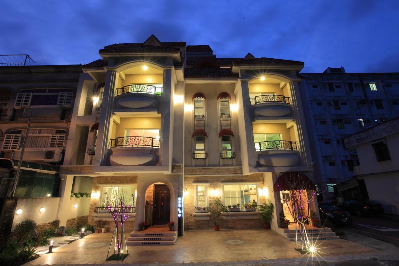 ลีวีไซด์ เฮาส์ Bed & Breakfast เมืองฮวาเหลียน ภายนอก รูปภาพ
